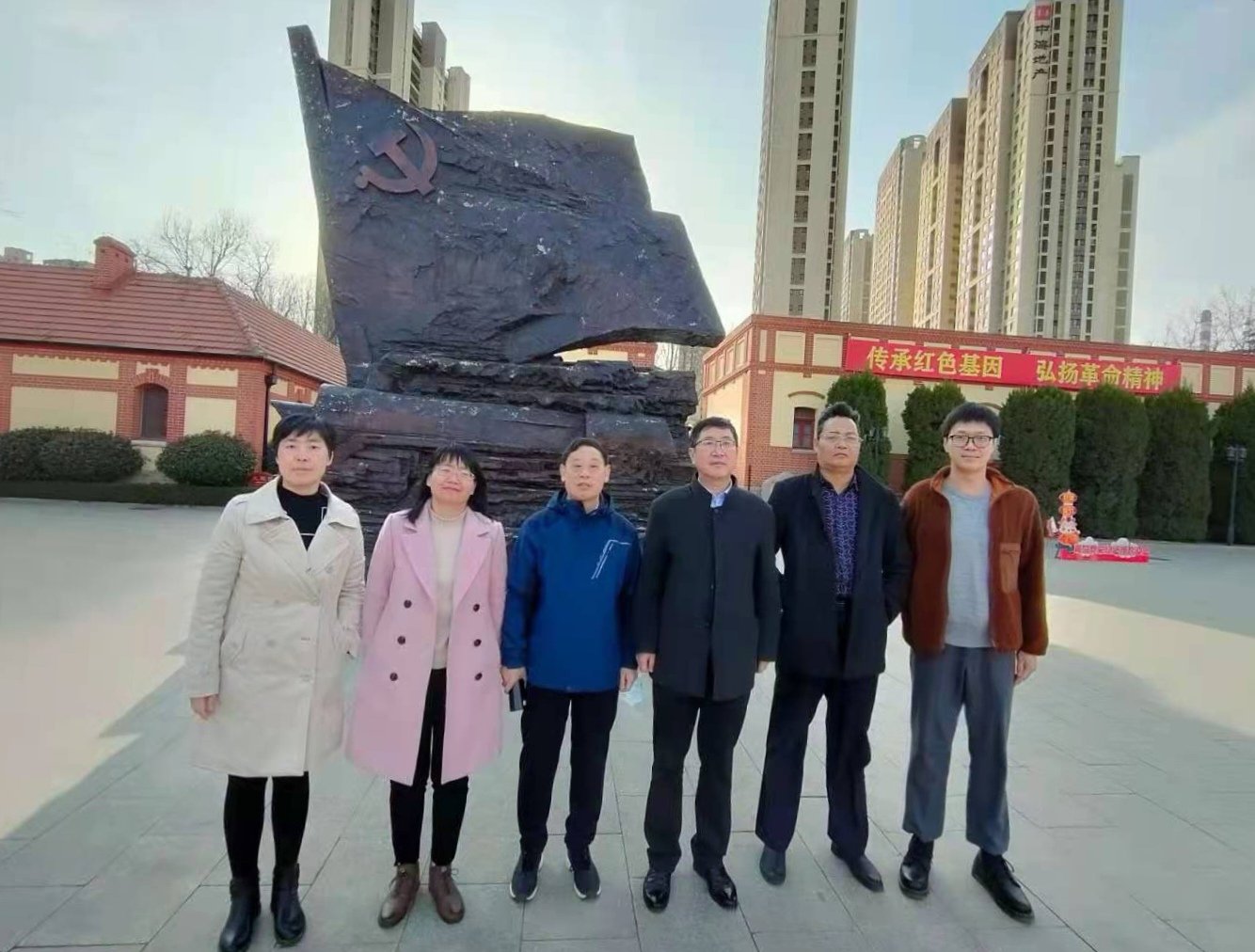 支部组织党员前往青岛一战遗址博物馆和